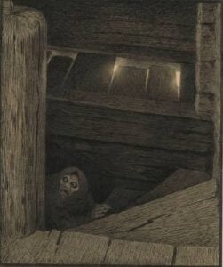 En skikkelse med hette og et blekt, bekymret ansikt som ser ut fra en mørk trekonstruksjon.
